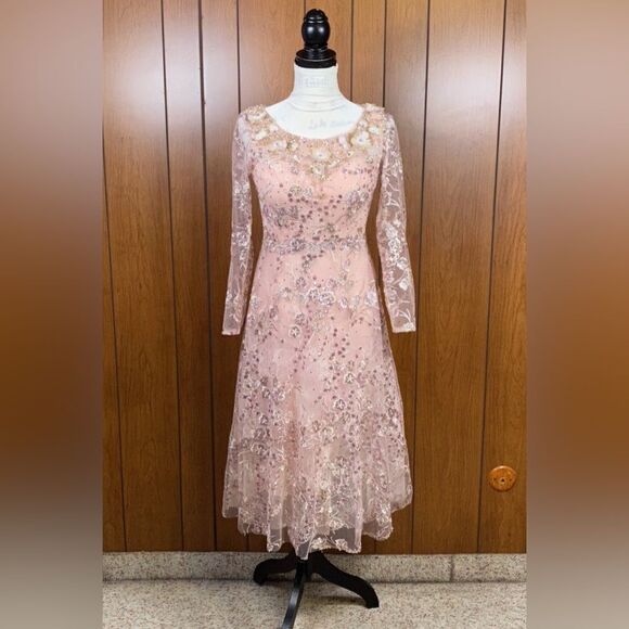 Mac Duggal Long Sleeve Floral Embroidered Tea Length Dress size 4 - Picture 4 of 16